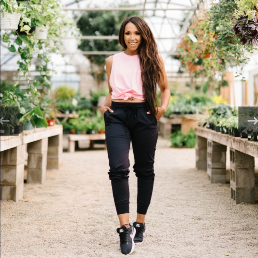 Zyia black trail joggers XL